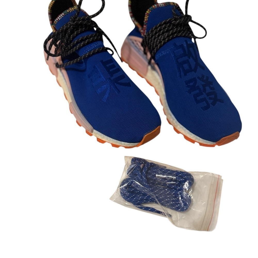 Pharrell Williams Solar HU NMD
"Inspiration Pack,Powder Blue Sneakers two Laces